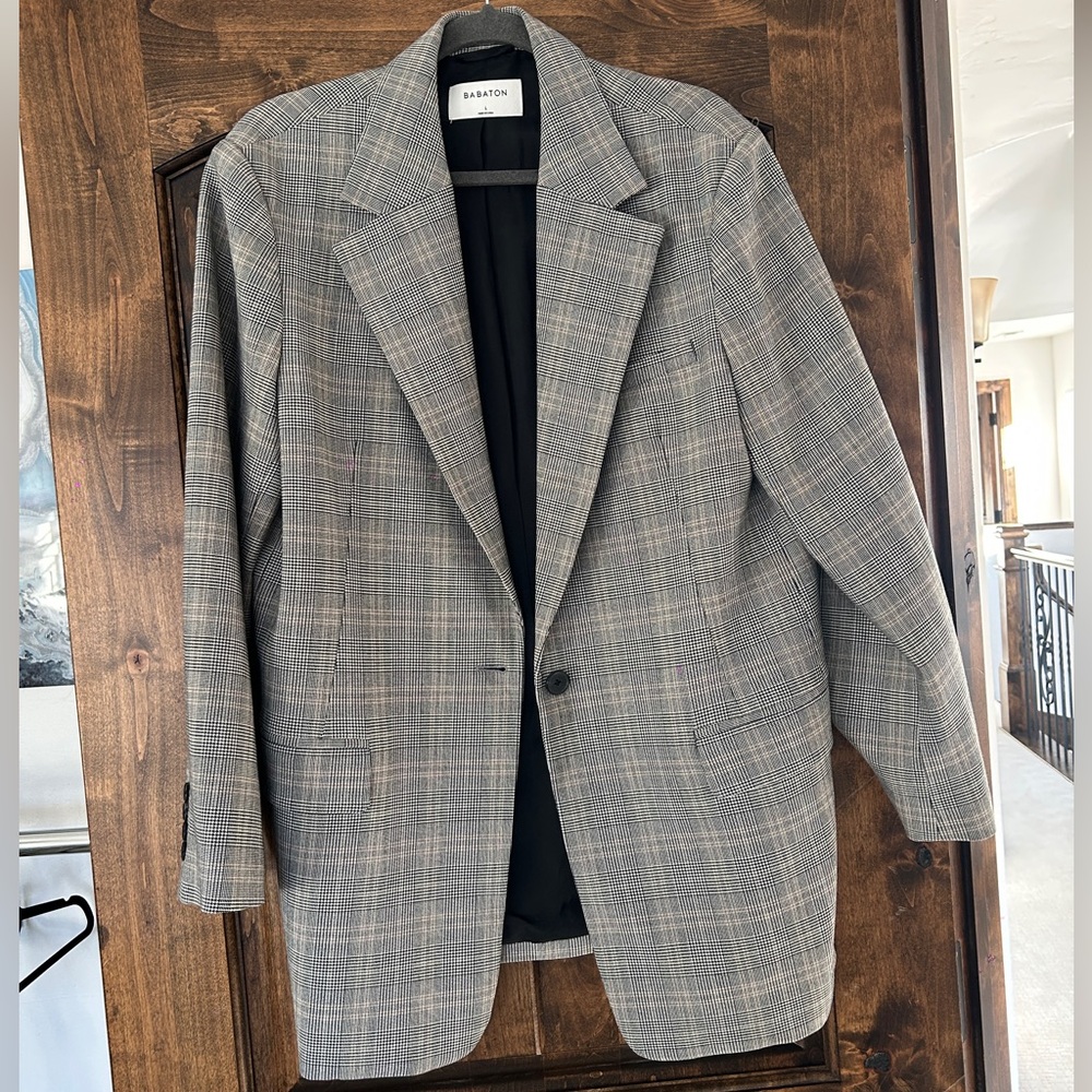 Aritzia Babaton Plaid Gray Blazer